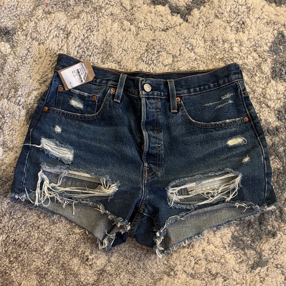 NWT Levi’s 501 Jean Shorts